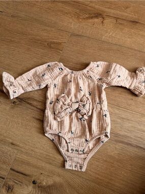 Grayson mini newborn pink flare top with Bow